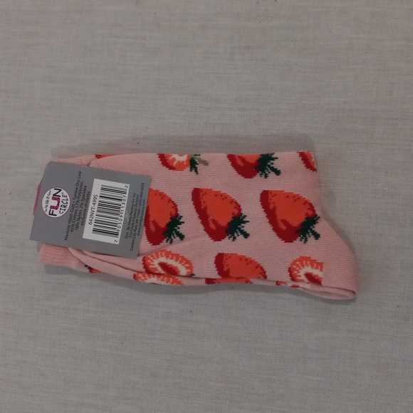 Women's Socks - Picture 2 of 6